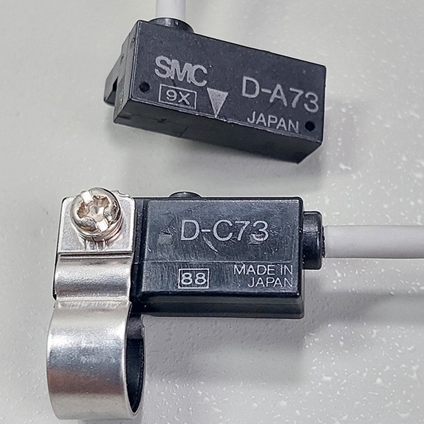 Cảm biến từ Sensor SMC D-C73 - Phụ Tùng Máy Nén Khí Tâm Bửu - Công Ty TNHH Tâm Bửu LABEL